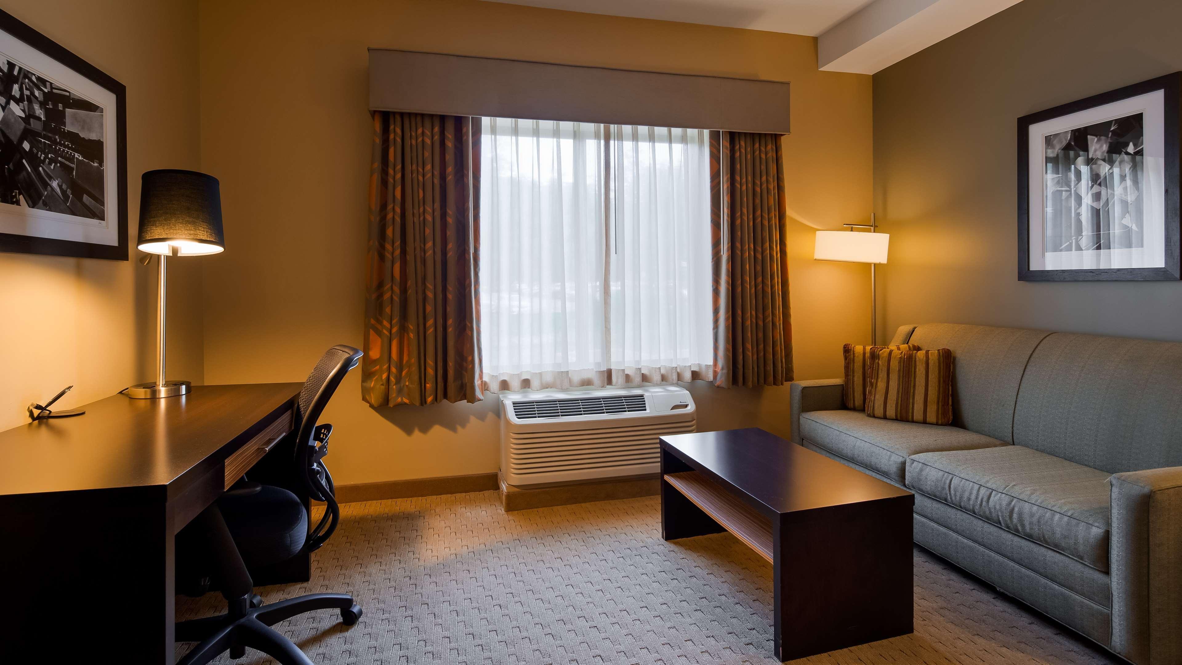 Best Western Plus College Park Hotel Екстер'єр фото