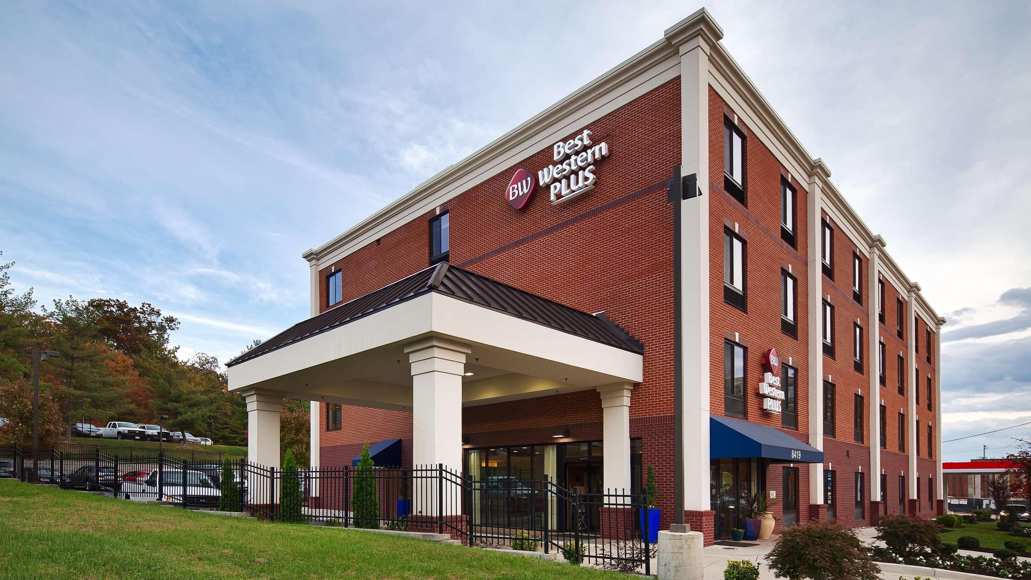Best Western Plus College Park Hotel Екстер'єр фото