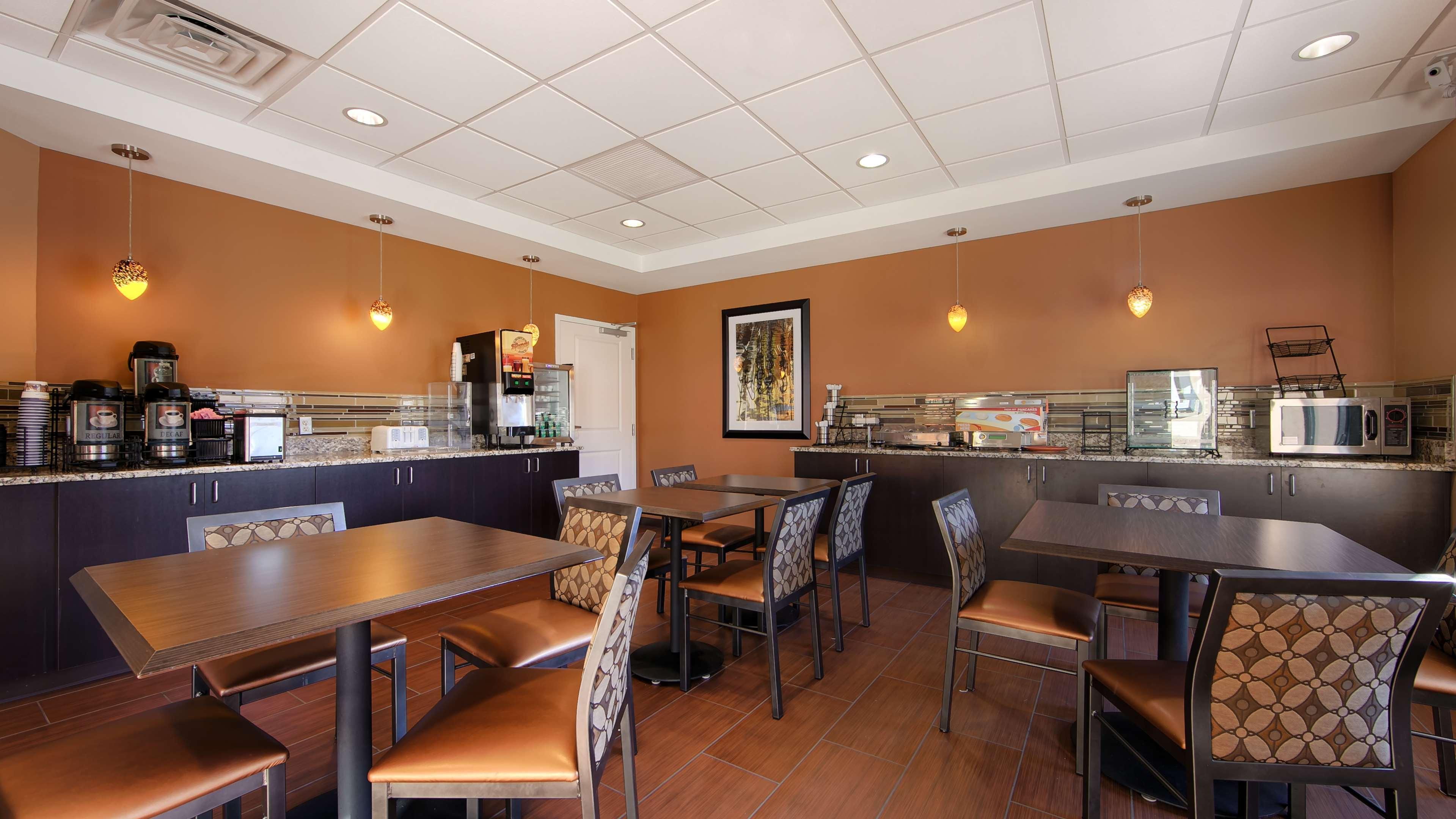 Best Western Plus College Park Hotel Екстер'єр фото