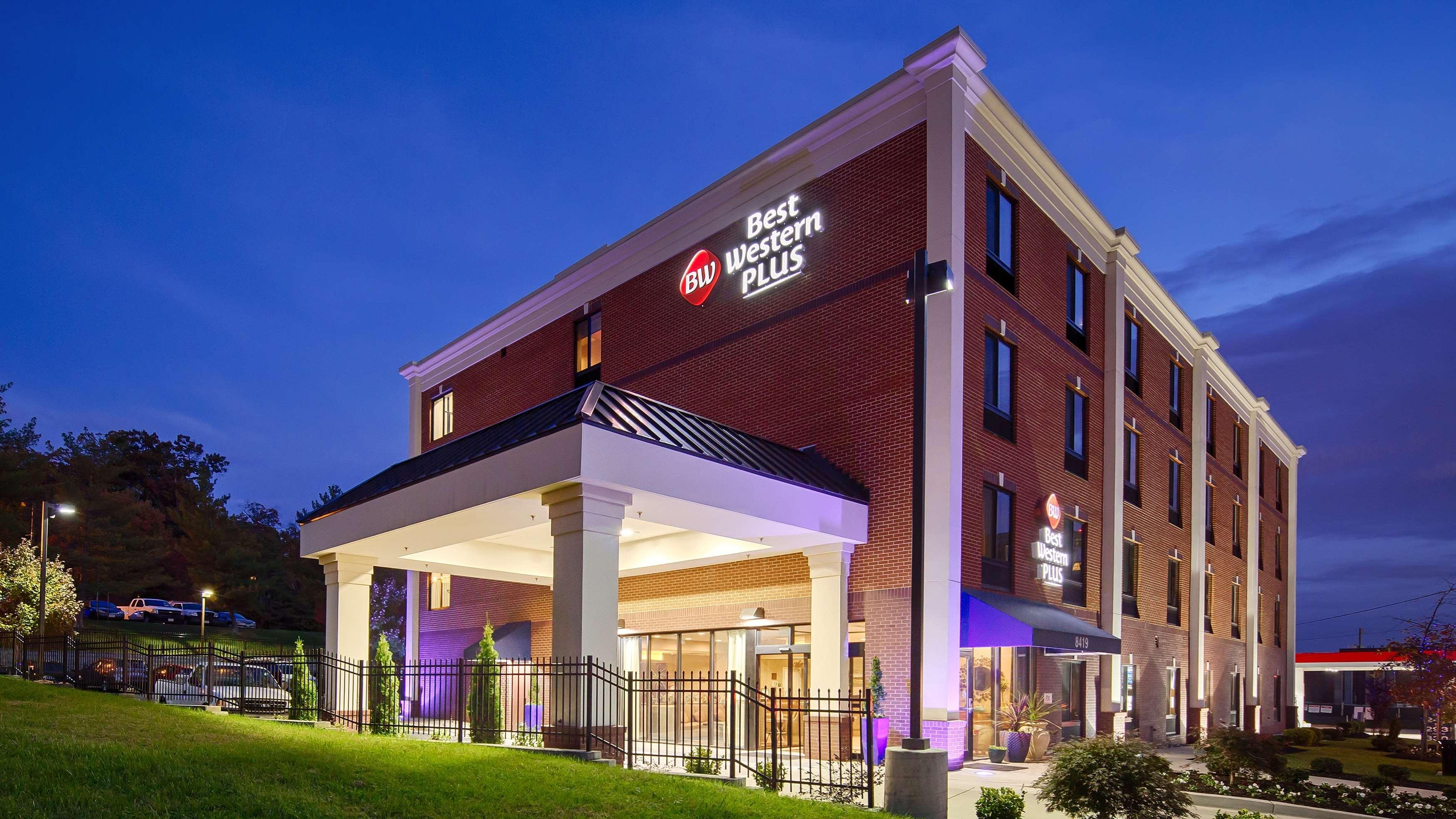 Best Western Plus College Park Hotel Екстер'єр фото